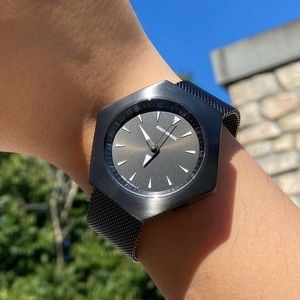 Issey Miyake ROKU by Konstantin Grcic